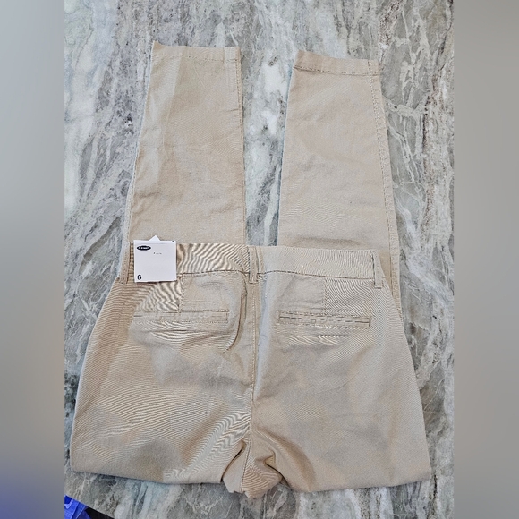 NWT Old Navy Khaki Stretch Twill Pants Women’s Size 6 | 29" Inseam Straight Fit - Picture 6 of 8